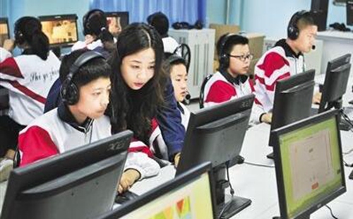 学习小学生日常英语口语的方法是尽可能多地使用它们